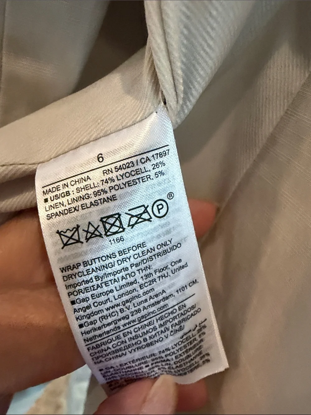 Banana Republic